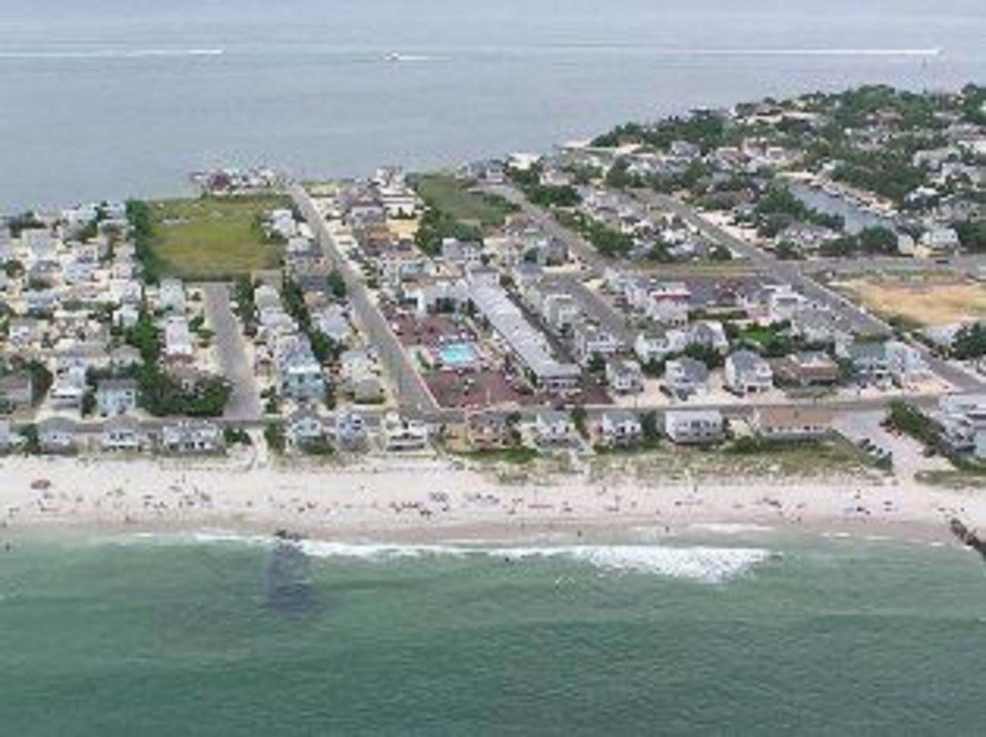 Sea Spray Motel Beach Haven Exterior photo